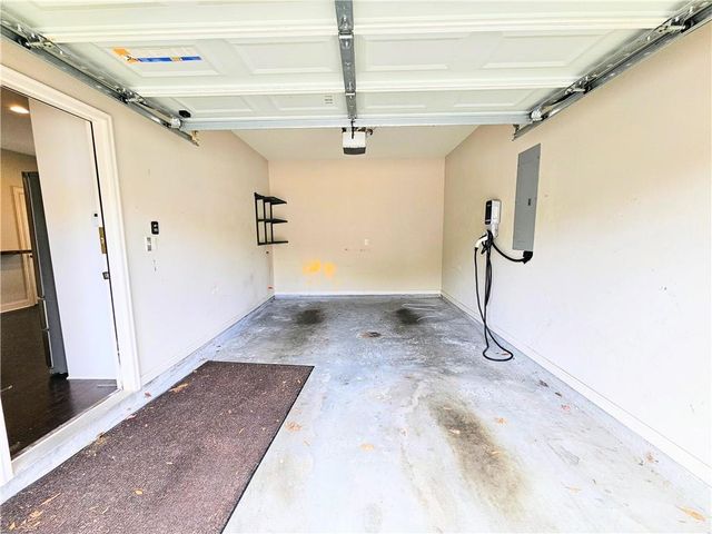 821 Westmoreland NW Circle, Atlanta, GA 30318