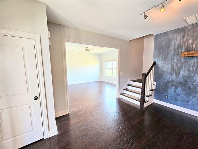 821 Westmoreland NW Circle, Atlanta, GA 30318