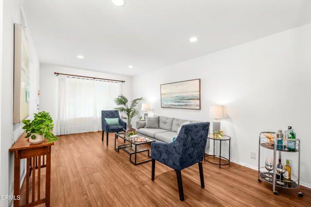 8780 Wyngate Street, Sunland (los Angeles), CA 91040