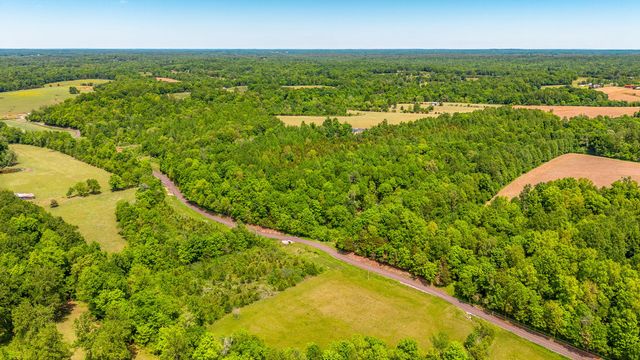 0 Rabe Coates Rd, Westmoreland, TN 37186