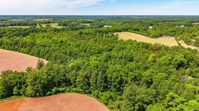 0 Rabe Coates Rd, Westmoreland, TN 37186