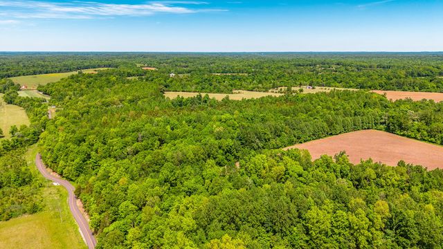 0 Rabe Coates Rd, Westmoreland, TN 37186