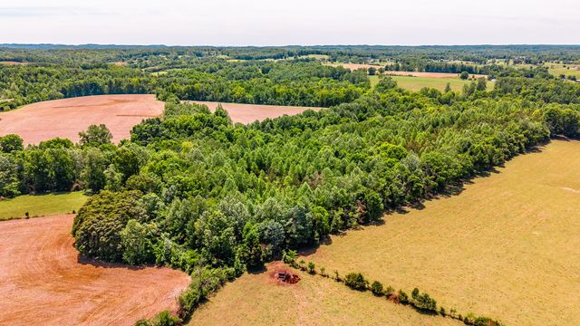 0 Rabe Coates Rd, Westmoreland, TN 37186