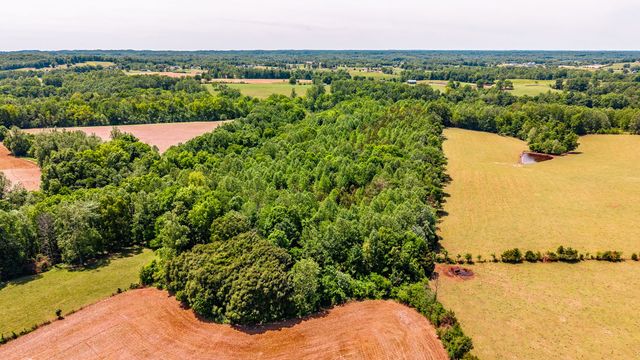 0 Rabe Coates Rd, Westmoreland, TN 37186
