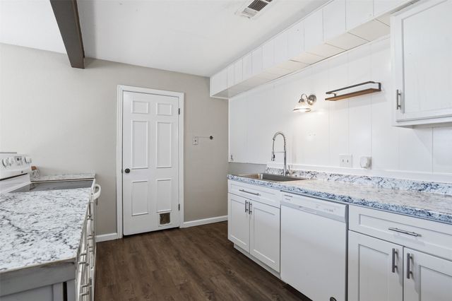 2319 St Gregory Street, Arlington, TX 76013