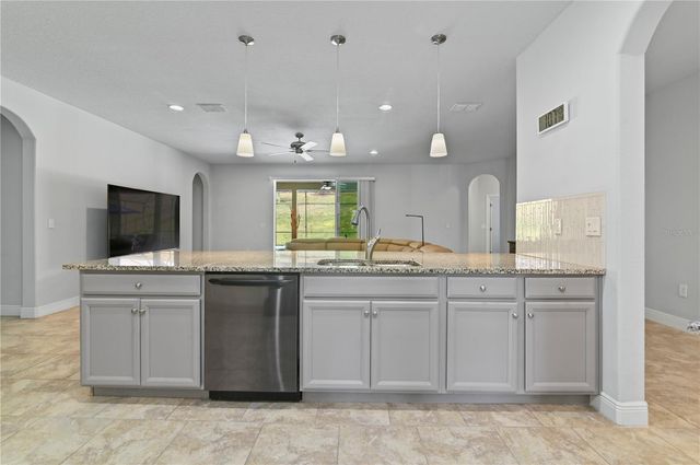 1533 SPINFISHER DR, Apopka, FL 32712