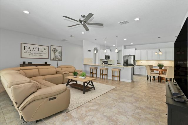 1533 SPINFISHER DR, Apopka, FL 32712