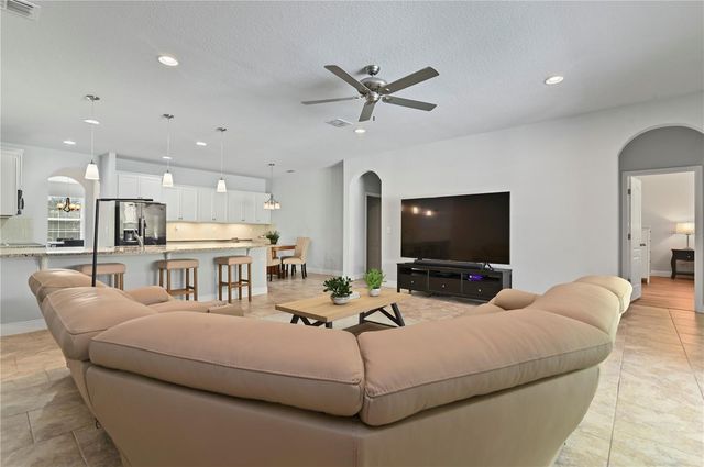 1533 SPINFISHER DR, Apopka, FL 32712