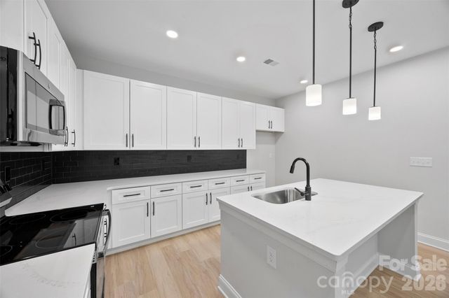 4523 Binwhe Lane, Gastonia, NC 28052