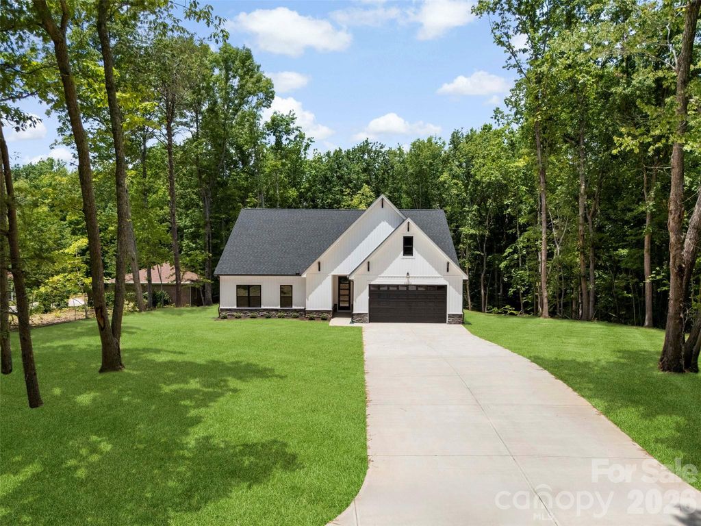 4523 Binwhe Lane, Gastonia, NC 28052