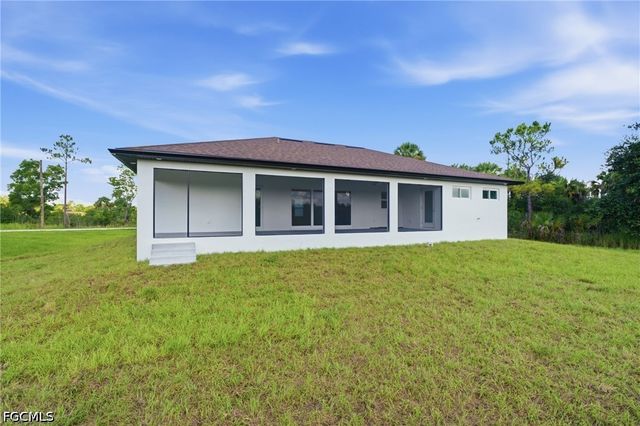 2800 Nora AVE N, Lehigh Acres, FL 33971