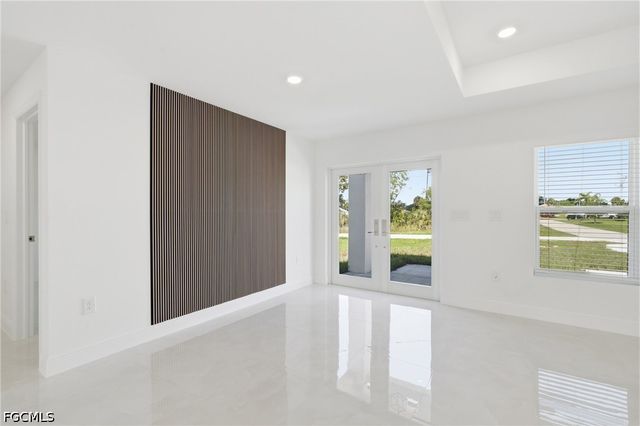2800 Nora AVE N, Lehigh Acres, FL 33971