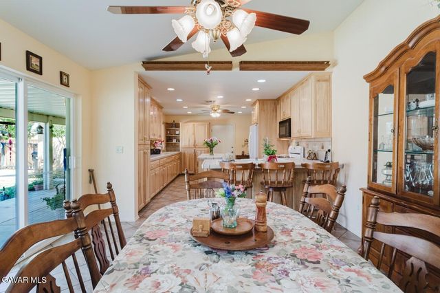 6314 Almond Valley Way, Quartz Hill, CA 93536
