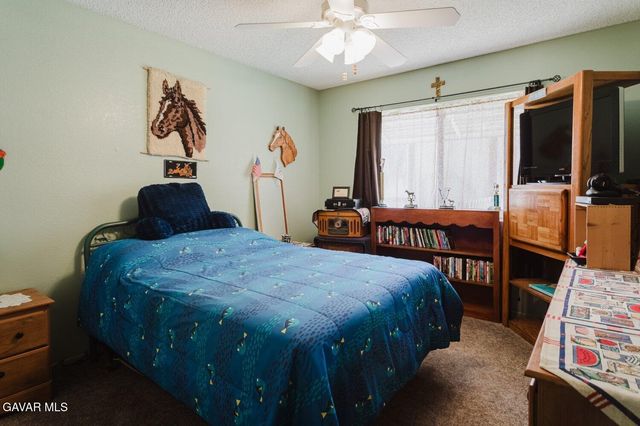 6314 Almond Valley Way, Quartz Hill, CA 93536