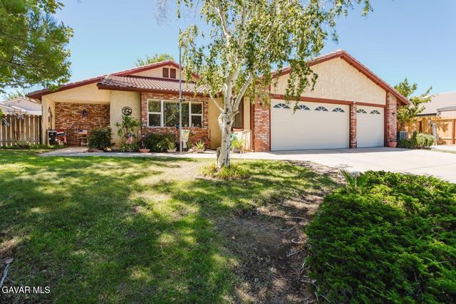 6314 Almond Valley Way, Quartz Hill, CA 93536