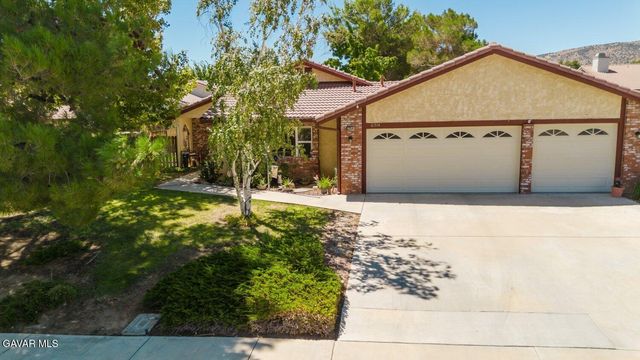 6314 Almond Valley Way, Quartz Hill, CA 93536