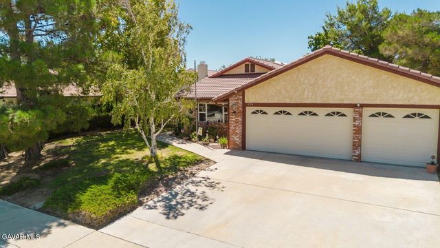 6314 Almond Valley Way, Quartz Hill, CA 93536