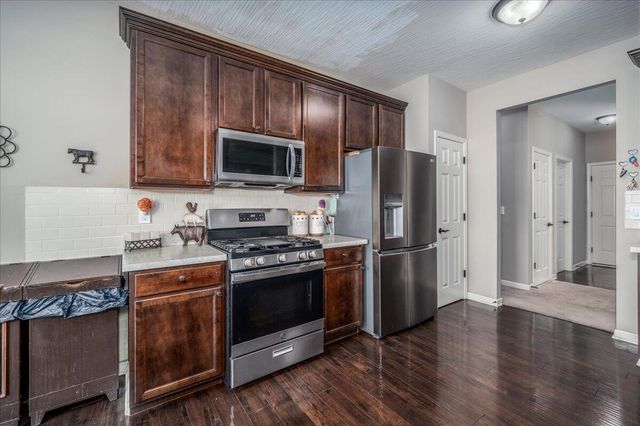 678 Green Forest Place Place, Lithopolis, OH 43136