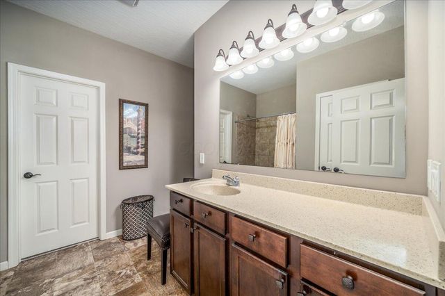 678 Green Forest Place Place, Lithopolis, OH 43136