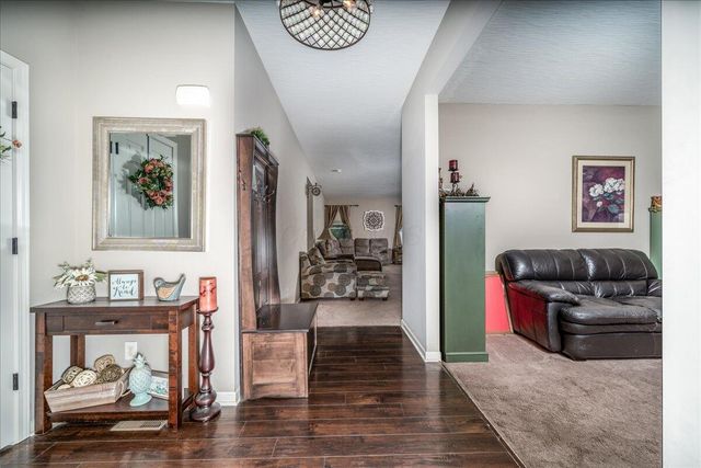 678 Green Forest Place Place, Lithopolis, OH 43136