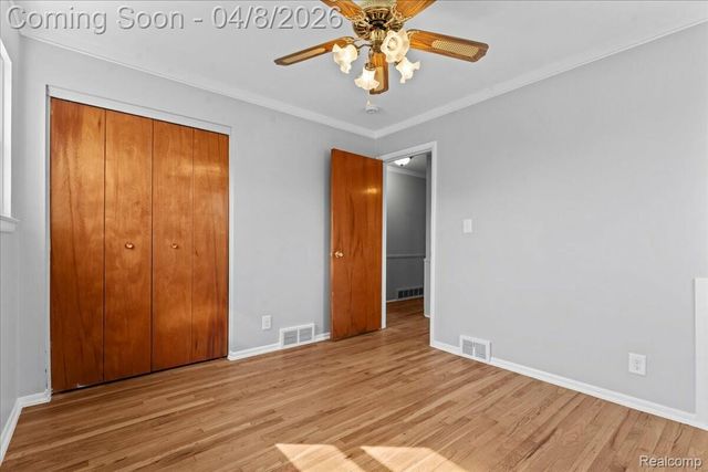 7807 Monroe Boulevard, Taylor, MI 48180