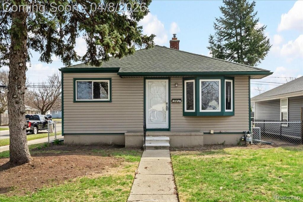 7807 Monroe Boulevard, Taylor, MI 48180