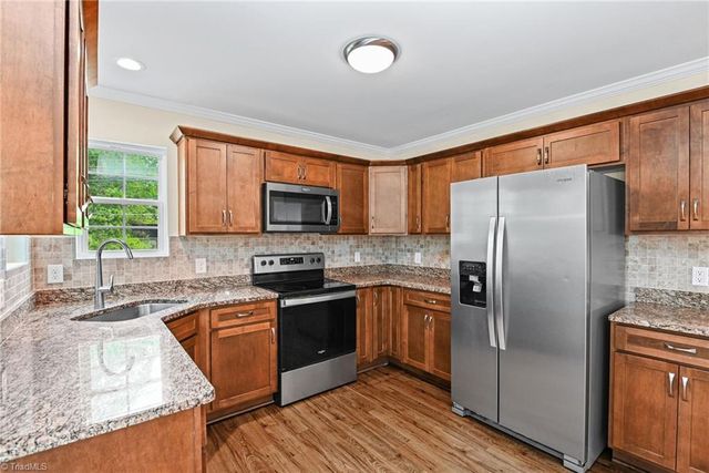 100 Webster Road, Greensboro, NC 27406