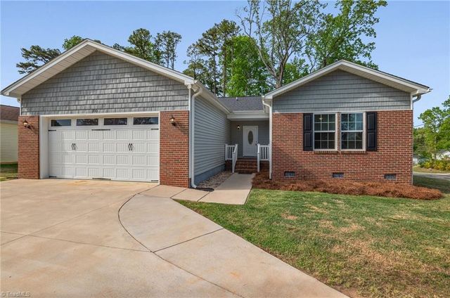 100 Webster Road, Greensboro, NC 27406