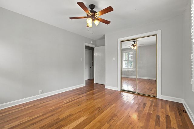 122 Hammond Ave, Lebanon, TN 37087