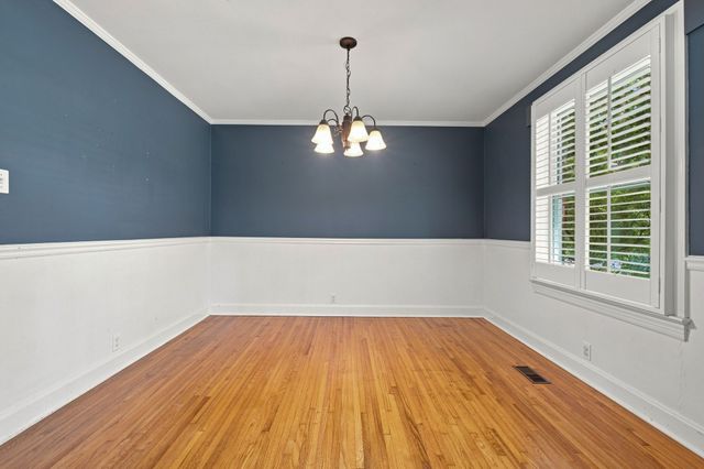 122 Hammond Ave, Lebanon, TN 37087