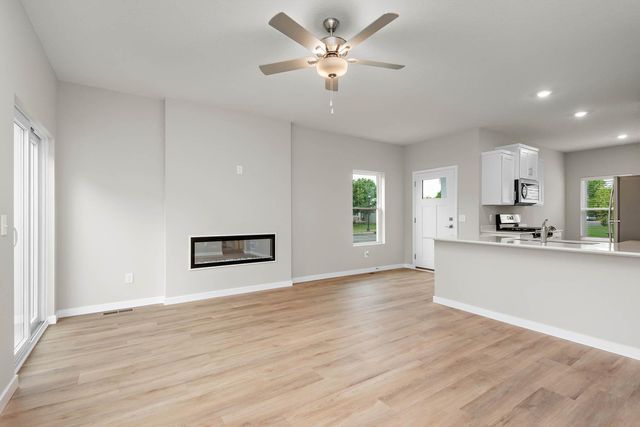 693 Aspen Lane, Montrose, MN 55363