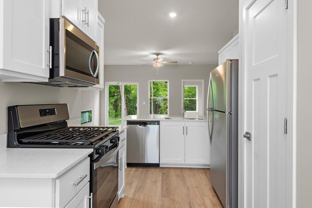 693 Aspen Lane, Montrose, MN 55363