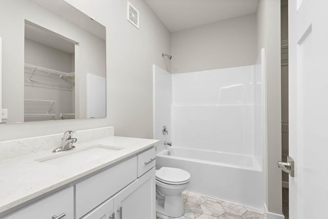 693 Aspen Lane, Montrose, MN 55363