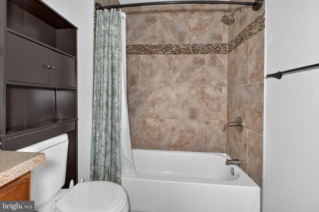 219 KEATS CT, Sicklerville, NJ 08081