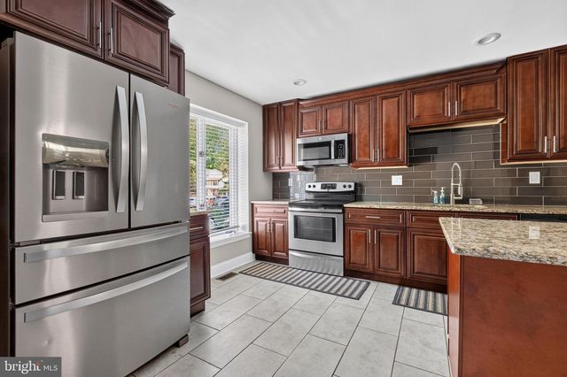 219 KEATS CT, Sicklerville, NJ 08081
