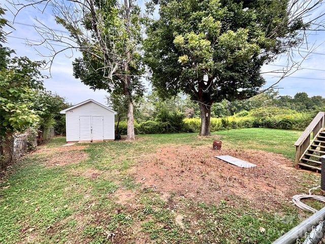 2438 Carol Drive, Stanley, NC 28164