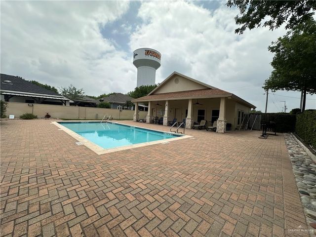 818 Hill Country Road, Edinburg, TX 78539