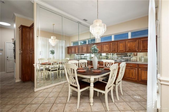 818 Hill Country Road, Edinburg, TX 78539
