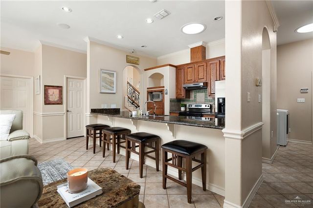 818 Hill Country Road, Edinburg, TX 78539