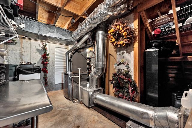 13833 Aspen Ridge, Rogers, AR 72756