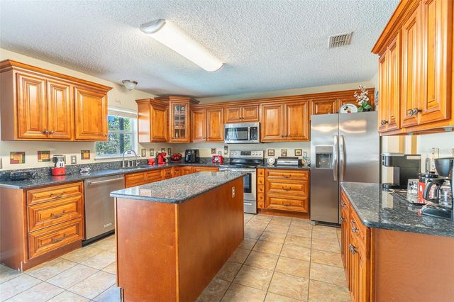 407 SAMUEL STREET, Davenport, FL 33897