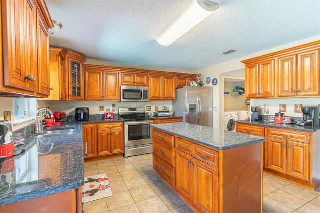 407 SAMUEL STREET, Davenport, FL 33897