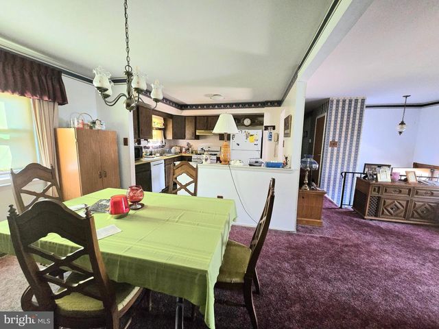 23 DUNHAM LOOP, Berlin, NJ 08009