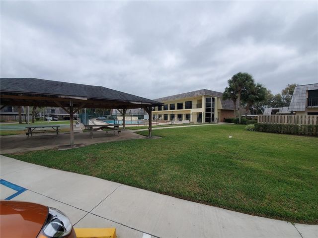 1108 APPLE TERRACE, Leesburg, FL 34748