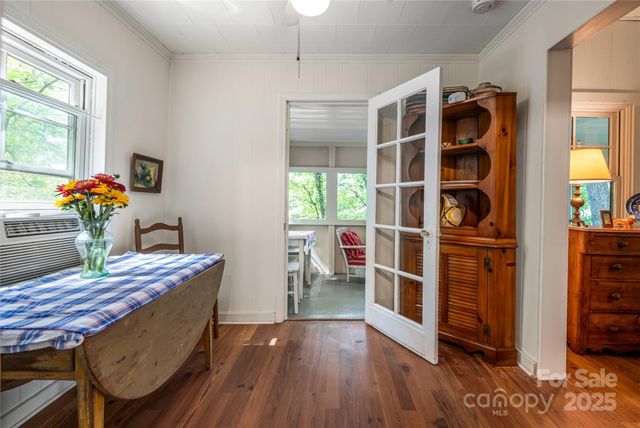 51 Sumner Place, Zirconia, NC 28790