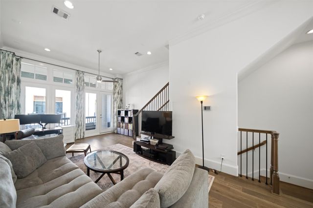 3307 Timbergrove Oaks Street, Houston, TX 77008