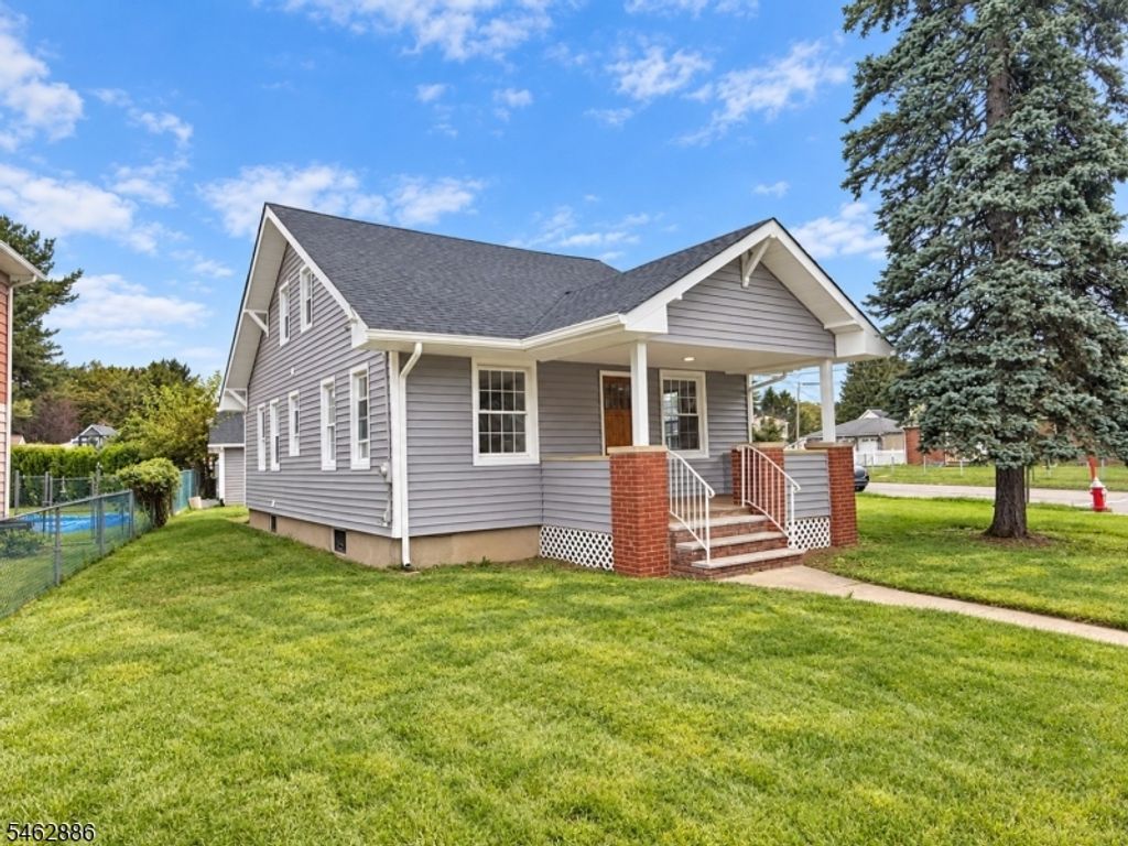 119 Colfax Ave, Pompton Lakes Boro, NJ 07442 — exterior