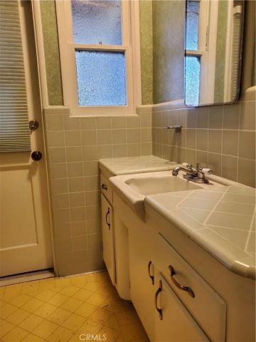 2182 Ahuacate, La Habra Heights, CA 90631