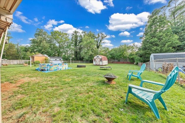 4846 Eden DR, Roanoke, VA 24012