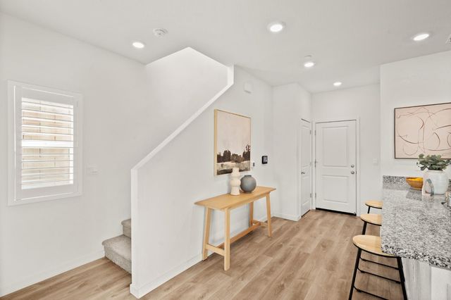 5600 Molino Cir, Roseville, CA 95747